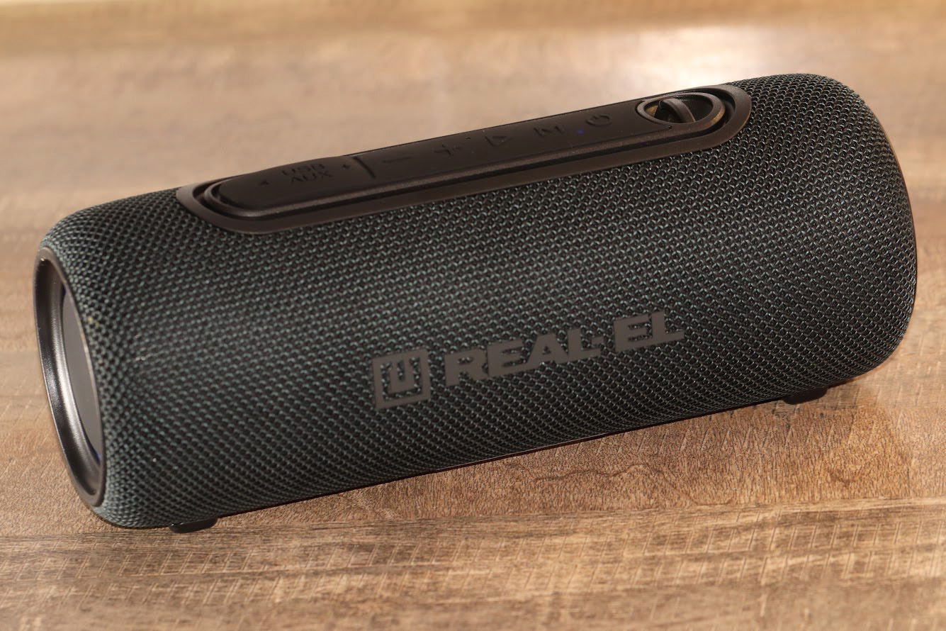 REAL-EL_X-715_portable_acoustics