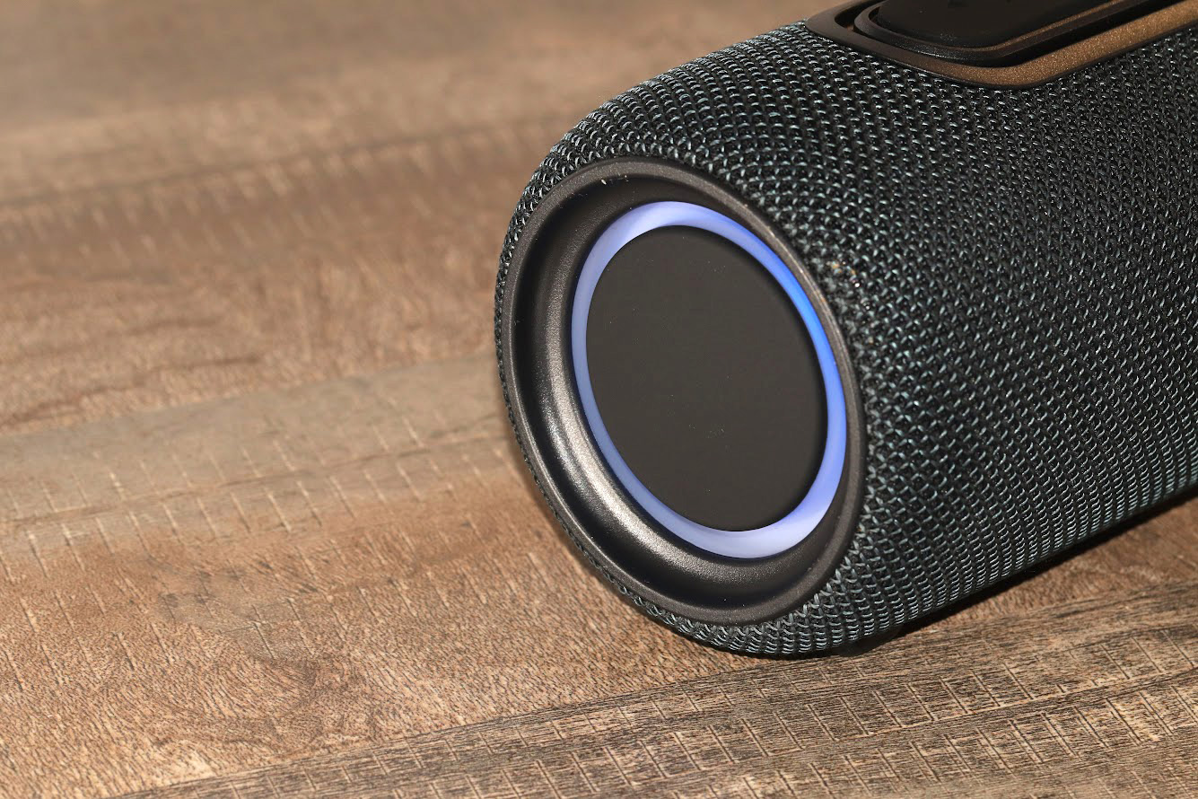 REAL-EL_X-715_portable_acoustics