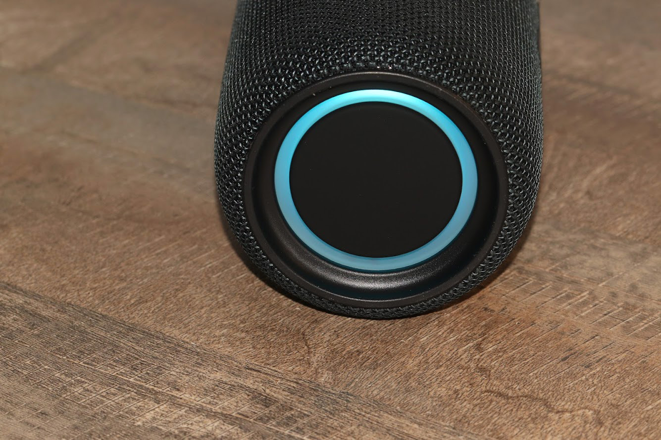 REAL-EL_X-715_portable_acoustics