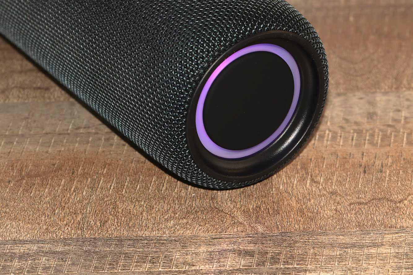 REAL-EL_X-715_portable_acoustics