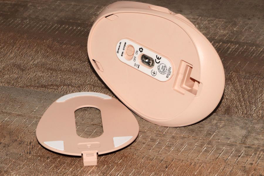 Wireless_mouse_REAL-EL_RM-370W