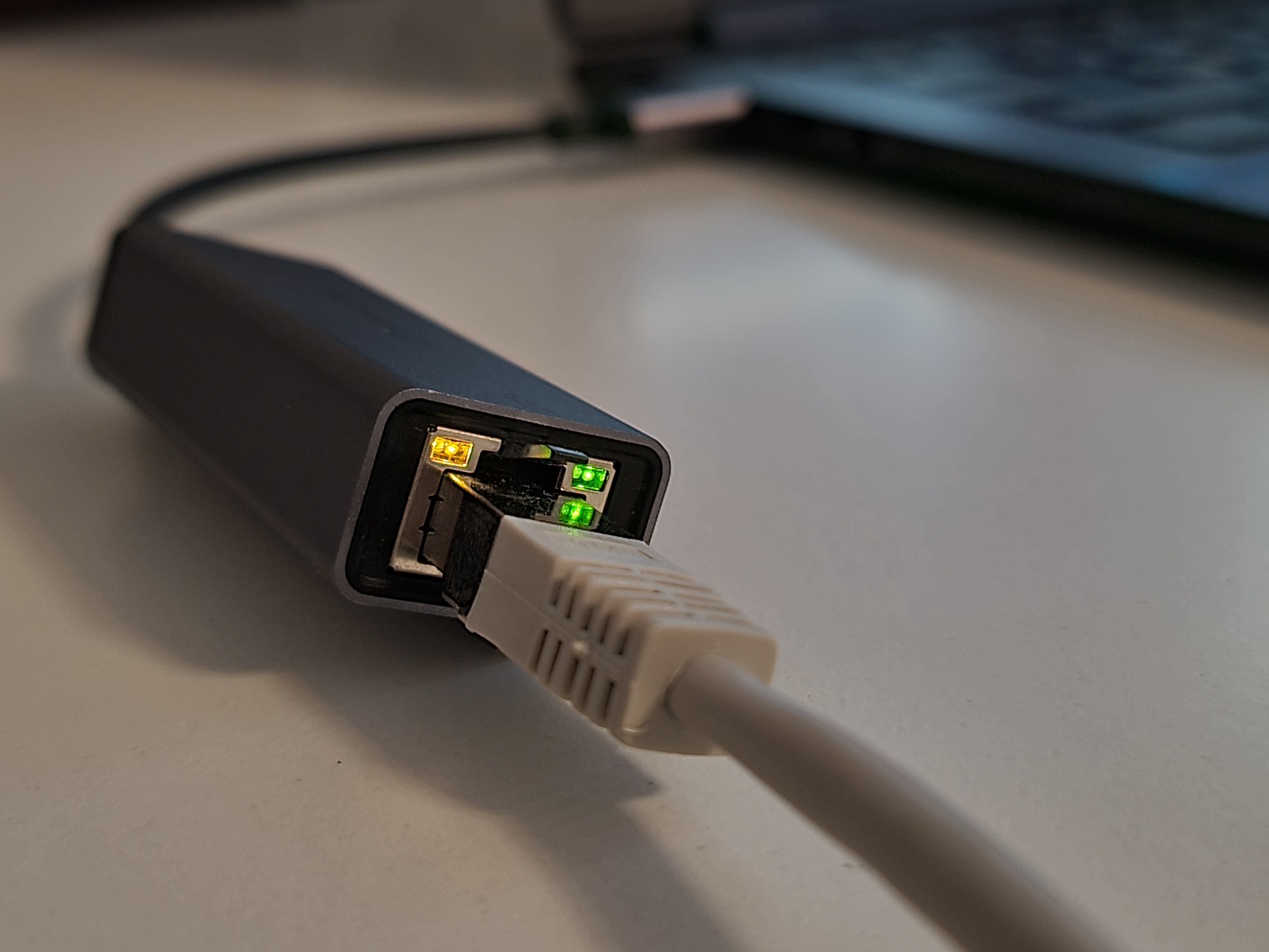 Мережевий адаптер REAL-EL CE-150 merezhevij-adapter-real-el-ce-150