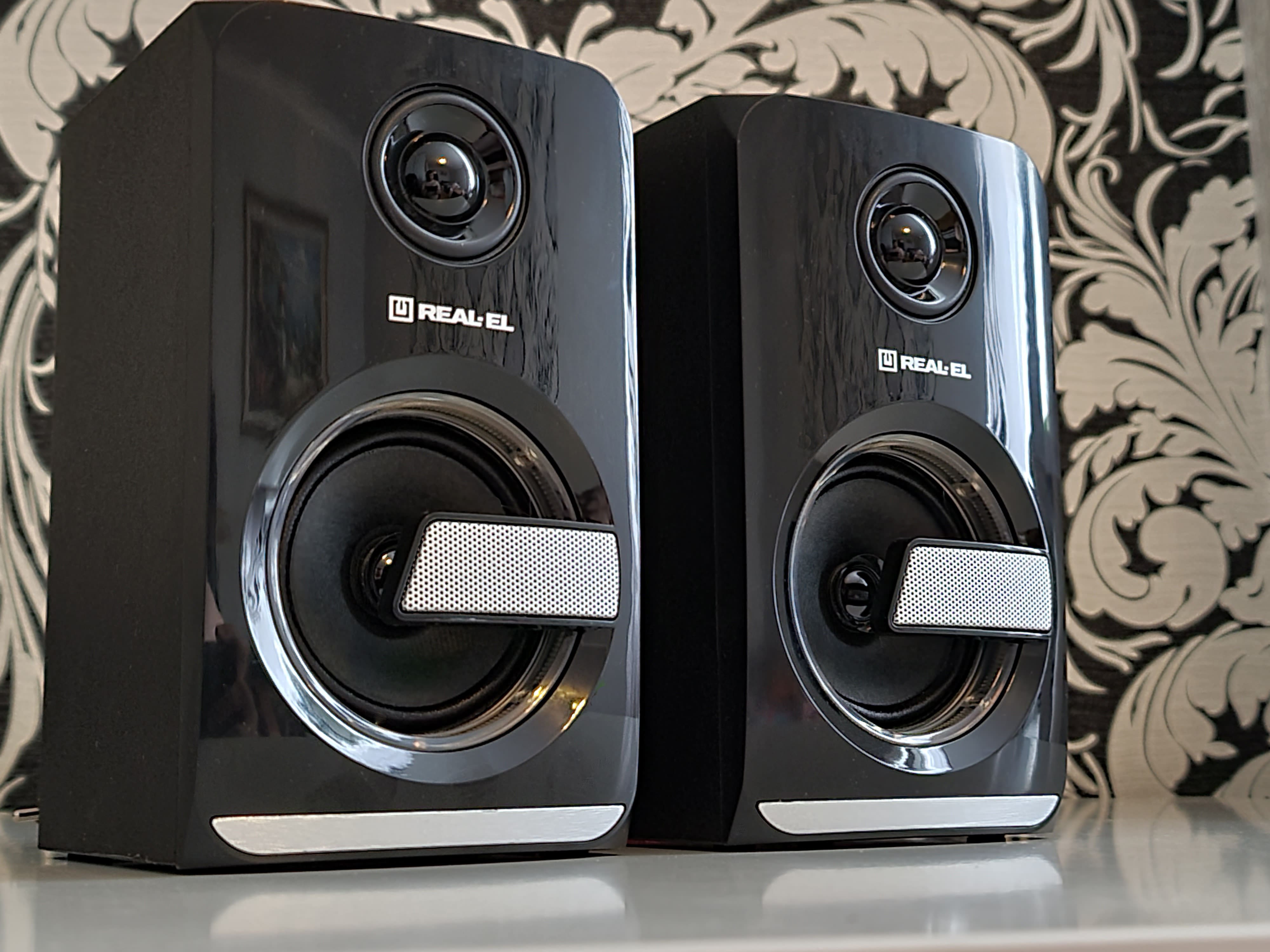 Колонки REAL-EL M-580 kolonki-real-el-m-580