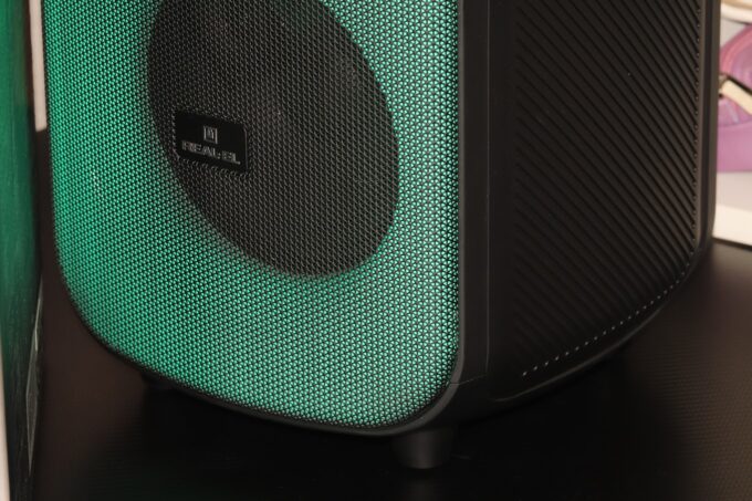 Portable-speaker-system-REAL-EL-X-760