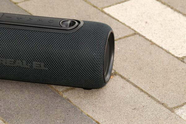 REAL-EL_X-715_portable_acoustics