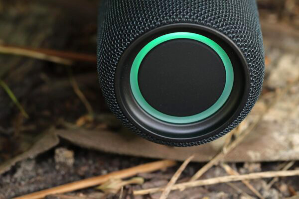 REAL-EL_X-715_portable_acoustics