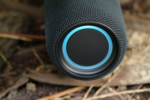 REAL-EL_X-715_portable_acoustics