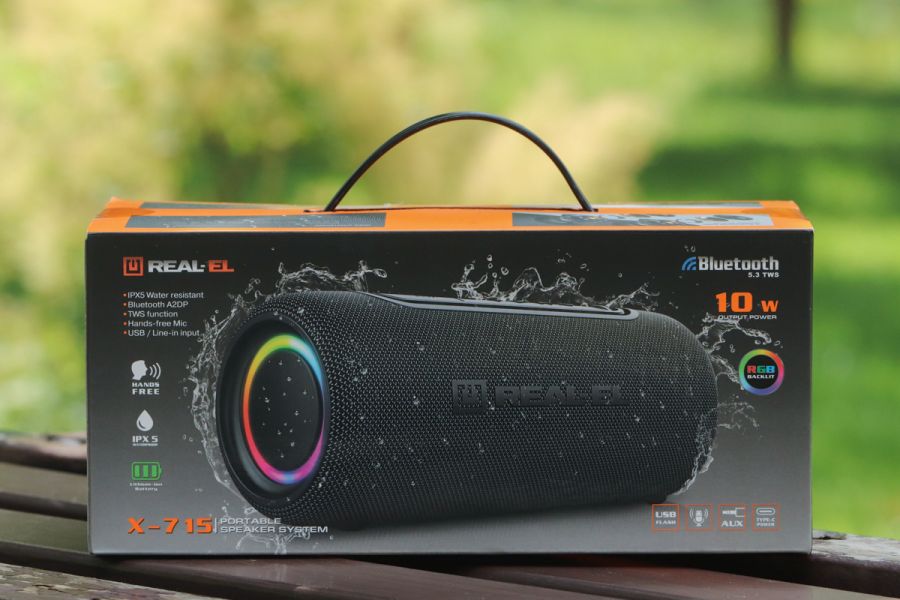 REAL-EL_X-715_portable_acoustics